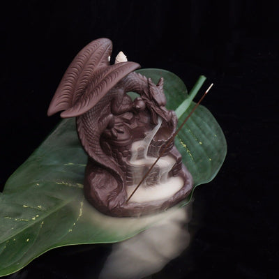 Brûleur d'encens "Le Dragon de la cascade"