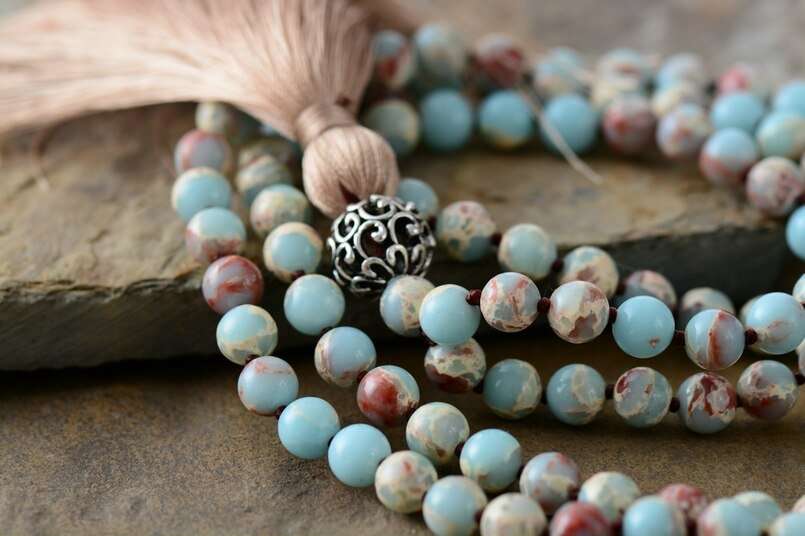Collar Lariat Japa Mala para Yoga de 108 cuentas con piedras naturales