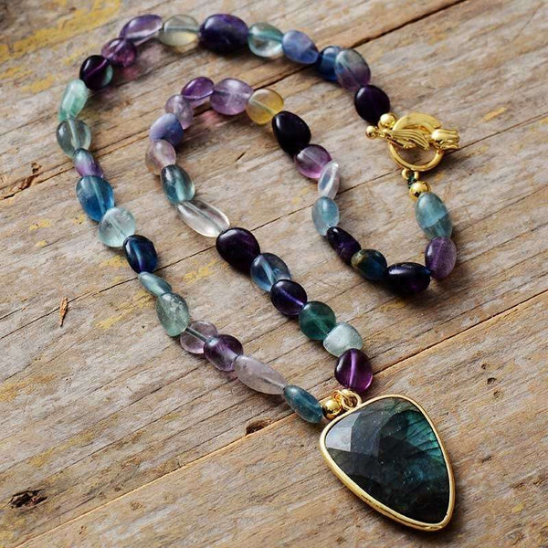 Collier de perles en labradorite et quartz