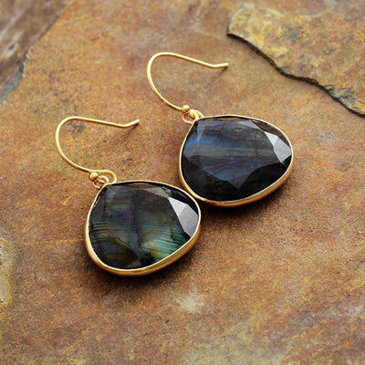 Boucles d’oreilles pendantes en Labradorite